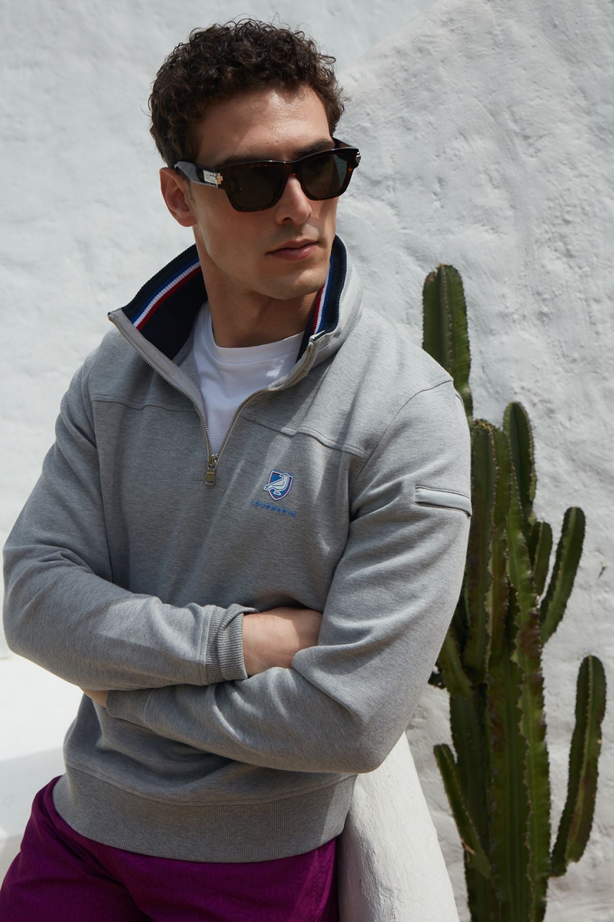 Sweatshirt / Gray